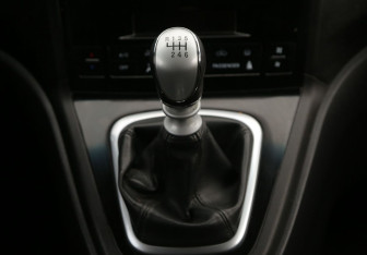 Подержанный автомобиль Great Wall Hover H6 2015 года (15 фото)