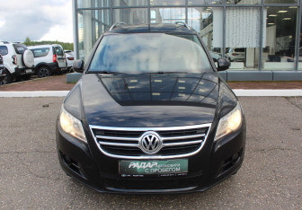 Подержанный автомобиль Volkswagen Tiguan 2008 года (2 фото)
