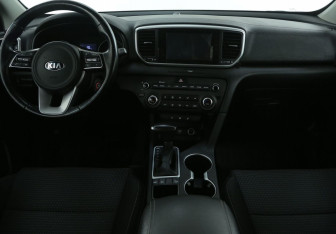 Подержанный автомобиль Kia Sportage 2020 года (22 фото)
