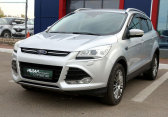 Подержанный автомобиль Ford Kuga 2013 года (3 фото)