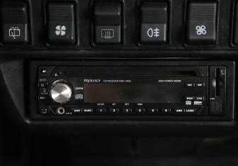 Подержанный автомобиль LADA (ВАЗ) 2121 (4x4) 2007 года (13 фото)