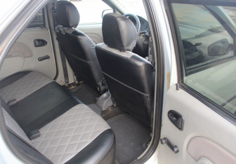 Подержанный автомобиль Renault Logan Sedan 2008 года (14 фото)