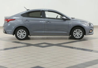 Подержанный автомобиль Hyundai Solaris Sedan 2017 года (5 фото)