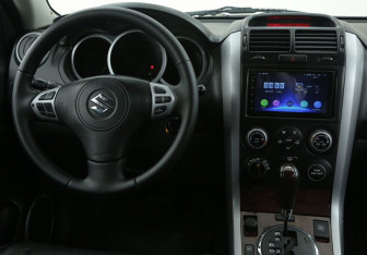 Подержанный автомобиль Suzuki Grand Vitara 2006 года (14 фото)