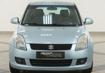 Подержанный автомобиль Suzuki Swift Hatchback 2007 года (6 фото)