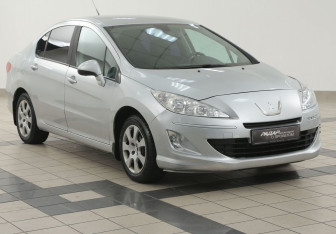 Подержанный автомобиль Peugeot 408 2012 года (1 фото)