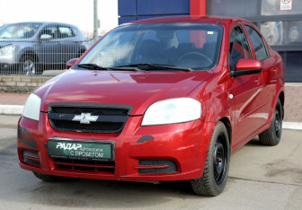 Подержанный автомобиль Chevrolet Aveo Sedan 2006 года (3 фото)