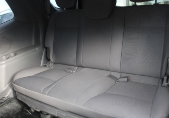 Подержанный автомобиль SsangYong Stavic 2014 года (13 фото)