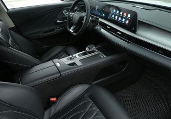 Подержанный автомобиль Chery Arrizo 8 2023 года (9 фото)