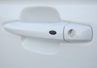 Подержанный автомобиль Москвич 3 2023 года (17 фото)