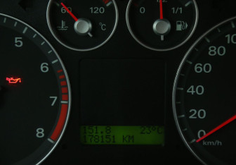 Подержанный автомобиль Ford Focus Sedan 2006 года (18 фото)