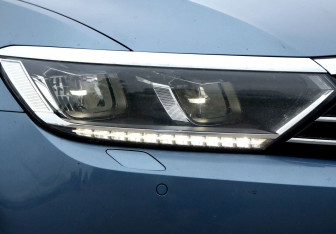 Подержанный автомобиль Volkswagen Passat Sedan 2015 года (9 фото)