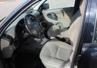 Подержанный автомобиль LADA (ВАЗ) Kalina Hatchback 2012 года (10 фото)