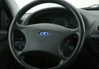 Подержанный автомобиль LADA (ВАЗ) Kalina Wagon 2012 года (16 фото)