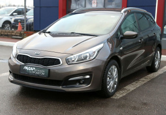 Подержанный автомобиль Kia Ceed Wagon 2018 года (3 фото)