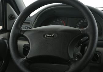 Подержанный автомобиль УАЗ Patriot 2010 года (15 фото)