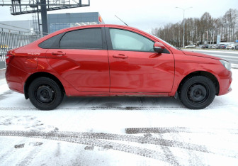 Подержанный автомобиль LADA (ВАЗ) Vesta Sedan 2016 года (7 фото)