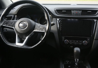Подержанный автомобиль Nissan Qashqai 2020 года (14 фото)