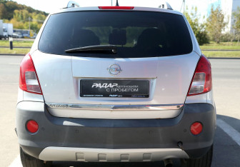 Подержанный автомобиль Opel Antara 2014 года (5 фото)
