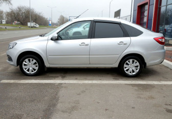 Подержанный автомобиль LADA (ВАЗ) Granta Liftback 2023 года (8 фото)