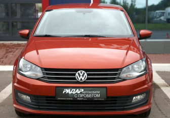 Подержанный автомобиль Volkswagen Polo Sedan 2016 года (2 фото)