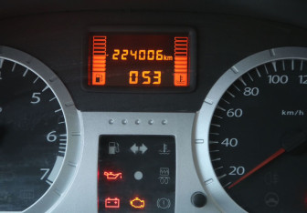 Подержанный автомобиль LADA (ВАЗ) Largus Wagon 2014 года (17 фото)