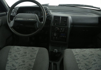 Подержанный автомобиль LADA (ВАЗ) 2110 2005 года (12 фото)