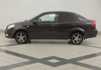 Подержанный автомобиль Ravon Nexia R3 2018 года (7 фото)