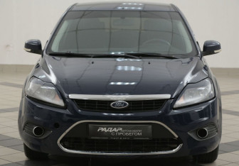 Подержанный автомобиль Ford Focus Hatchback 2008 года (6 фото)