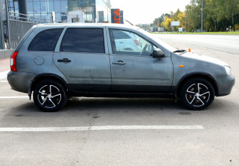 Подержанный автомобиль LADA (ВАЗ) Kalina Hatchback 2011 года (8 фото)