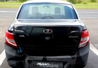 Подержанный автомобиль LADA (ВАЗ) Granta Sedan 2018 года (5 фото)