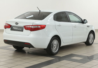 Подержанный автомобиль Kia Rio Sedan 2014 года (4 фото)