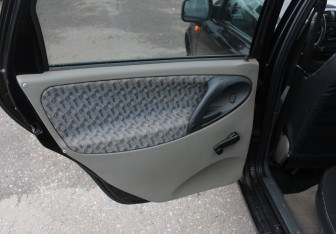 Подержанный автомобиль LADA (ВАЗ) Kalina Wagon 2010 года (11 фото)