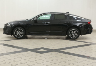 Подержанный автомобиль Kia K5 2020 года (7 фото)