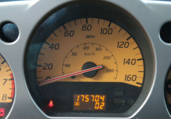 Подержанный автомобиль Nissan Murano Suv 2003 года (18 фото)