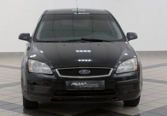 Подержанный автомобиль Ford Focus Hatchback 2007 года (2 фото)