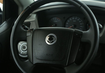 Подержанный автомобиль SsangYong Kyron 2013 года (16 фото)