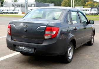 Подержанный автомобиль LADA (ВАЗ) Granta Sedan 2016 года (6 фото)