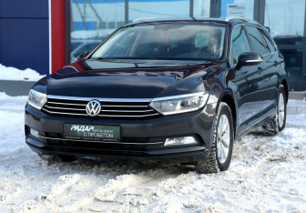 Подержанный автомобиль Volkswagen Passat Wagon 2017 года (3 фото)