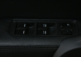 Подержанный автомобиль Honda CR-V 2007 года (17 фото)
