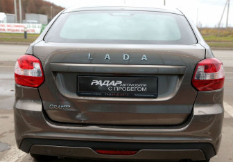 Подержанный автомобиль LADA (ВАЗ) Granta Liftback 2020 года (5 фото)