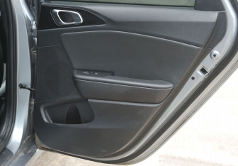 Подержанный автомобиль Kia Ceed Wagon 2019 года (19 фото)