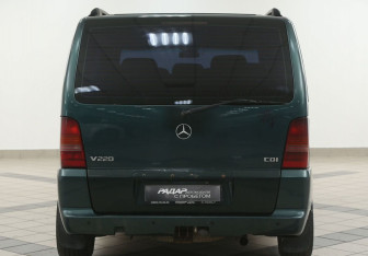 Подержанный автомобиль Mercedes-Benz Vito 1999 года (3 фото)