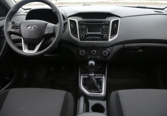 Подержанный автомобиль Hyundai Creta 2017 года (12 фото)