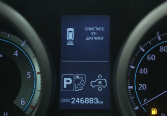 Подержанный автомобиль Toyota Land Cruiser Prado 2011 года (23 фото)