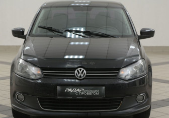 Подержанный автомобиль Volkswagen Polo Sedan 2012 года (6 фото)