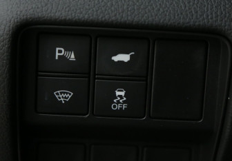 Подержанный автомобиль Honda CR-V 2018 года (24 фото)