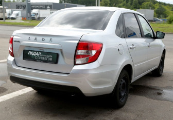 Подержанный автомобиль LADA (ВАЗ) Granta Sedan 2024 года (6 фото)