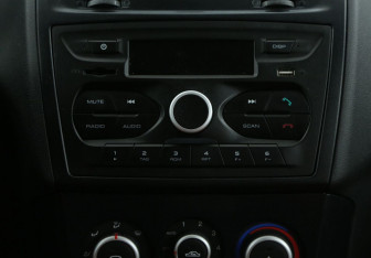 Подержанный автомобиль LADA (ВАЗ) Kalina Wagon 2017 года (13 фото)