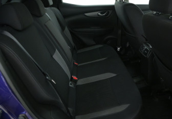 Подержанный автомобиль Nissan Qashqai 2019 года (11 фото)